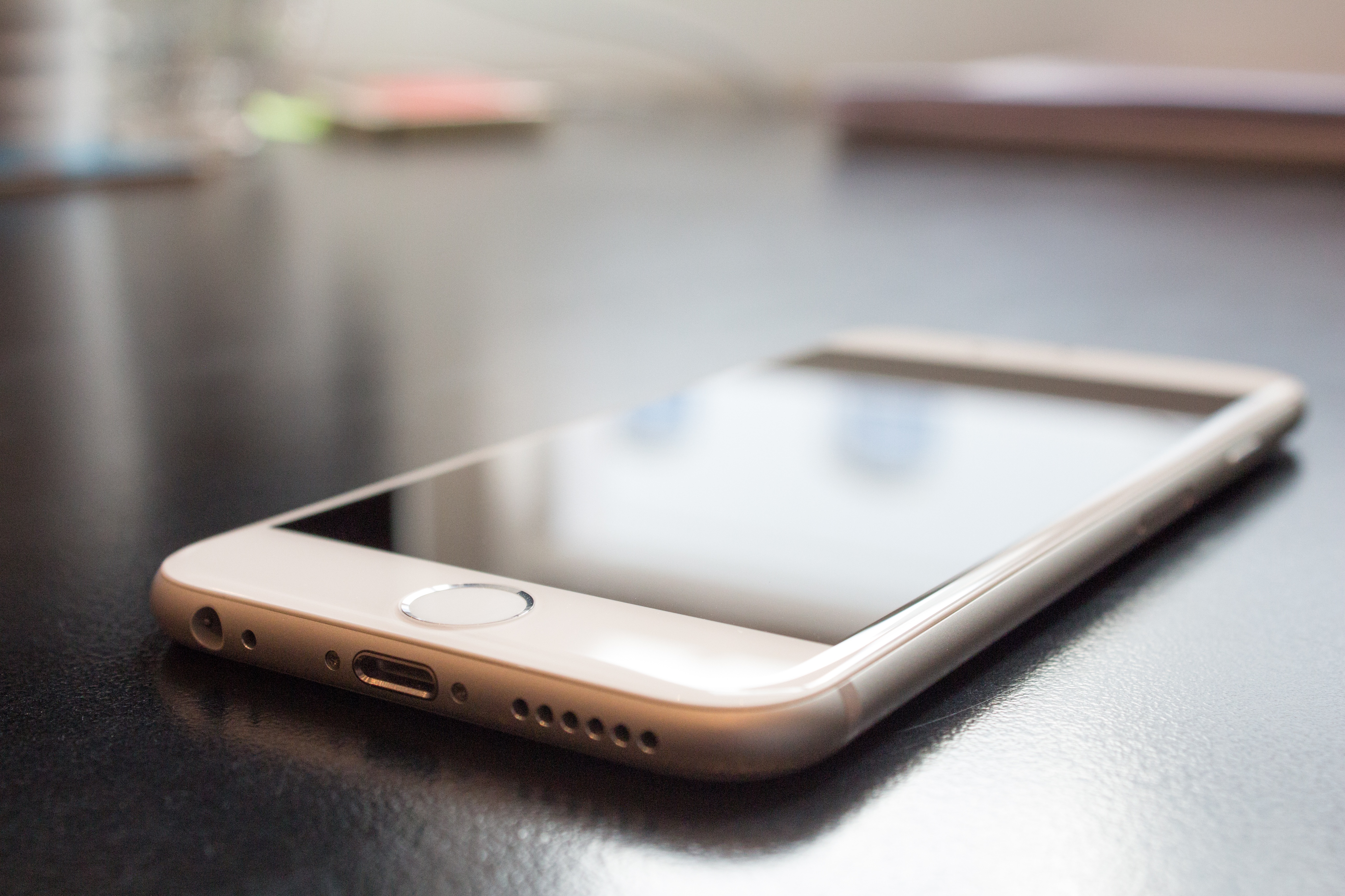 3 Reasons Why Your Brand Needs to be Mobile